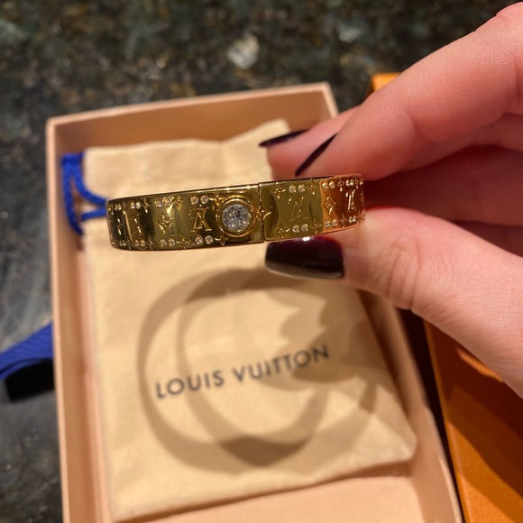 Authentic LOUIS VUITTON Nanogram Strass Bracelet Gold Metallic - Picture 5 of 8